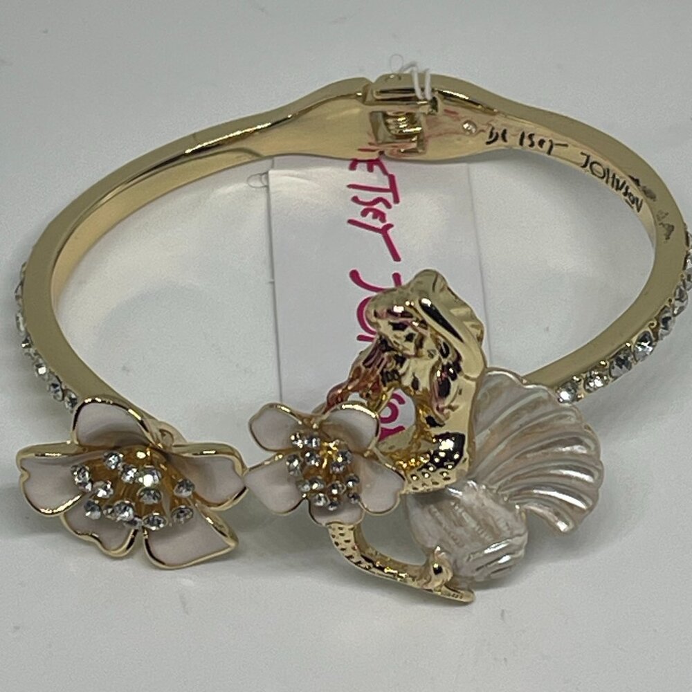 Betsey Johnson Shell Yeah Mermaid Hinge Bangle Bracelet